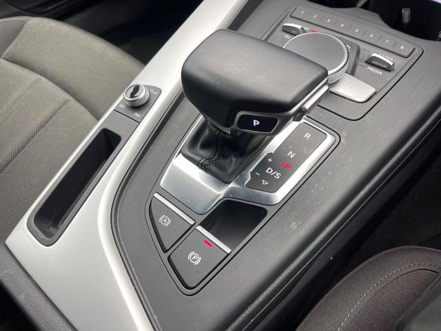 ��MT���[�h�t��AT:�ʏ�͎����ł����Ȃ���ϑ�(�M�A�`�F���W)���h���C�o�[�̑���ɂ���ĈӐ}�I�ɕς�����V�X�e���ł��B����w���i�̃h���C�u�����y���݂��������܂�!