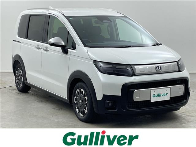 フリード1.5 e:HEV クロスター