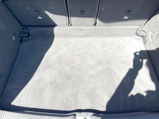 ���g�����N���[��:����L������e�X�y�[�X!���ꂾ���̍L��������΂��������⃌�W���[�Ȃǂɂ��œK�ł�!�g�p�������Ȃ����ꂢ�ȏ�Ԃ��ێ����Ă���܂��B