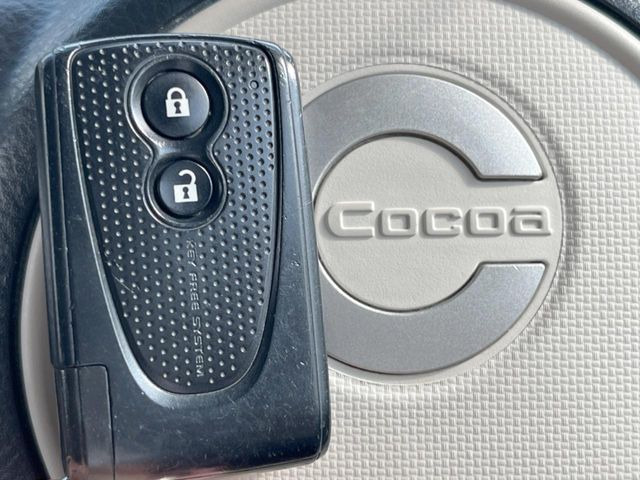 �y�L�[�t���[�V�X�e���z�J�o����|�P�b�g�ɓ��ꂽ�܂܂ł��h�A�̎{���E�������\�ȃX�}�[�g�L�[�𑕔��B�G���W���̃I���E�I�t�����J�M�����o���K�v����������Ƃ��Ă��֗��ł���