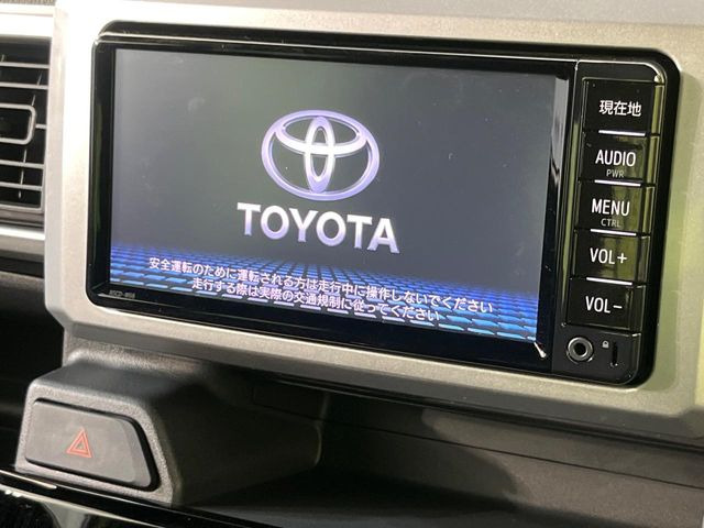 �y�����i�r�z�l�C�̏����i�r�𑕔����Ă���܂��B�i�r�̎g���₷���͂������A�I�[�f�B�I�@�\���[��!�L�����v�◷�s�͂������A�ʋ΂┃�����ȂǕ��i�̃h���C�u���y�����Ȃ�͂���