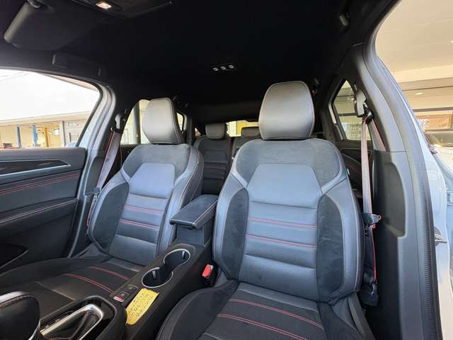 ���ȓV��ƃV�[�g�̉摜�ł��B