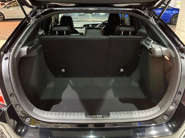 ���Q�b�W���[���́A��e�ʂ̃X�y�[�X���m�ہB���i�̂����������烌�W���[�܂ŁA���L�����􂵂Ă���܂�!�܂��A���A�V�[�g��|�����ƂŃo���G�[�V�����L���ɂ��g�����������܂��B