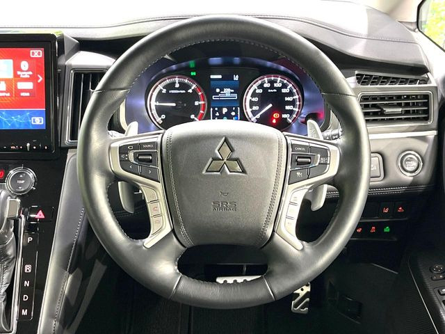 �y�����v�����X�e�A�����O�z�㎿�Ȋv���g�p���邱�ƂŁA��ɂ����������݂ƂĂ��^�]���₷���n���h���ł���