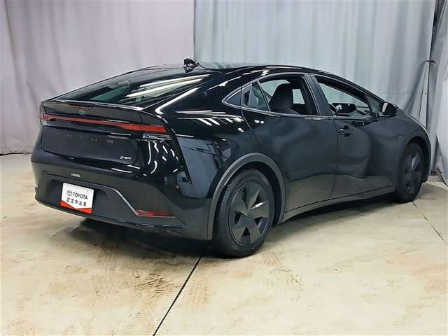 プリウス1.8 U E-Four 4WD