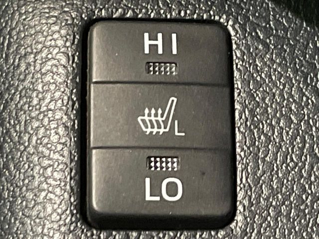 �y�p���[�V�[�g�z�X�C�b�`��ŊȒP�ɃV�[�g�̔��������\!�d��������͂�����܂���!���K�ȃV�[�g�|�W�V�����ɃZ�b�g���āA���K�ȃh���C�u�����y���݂��������B