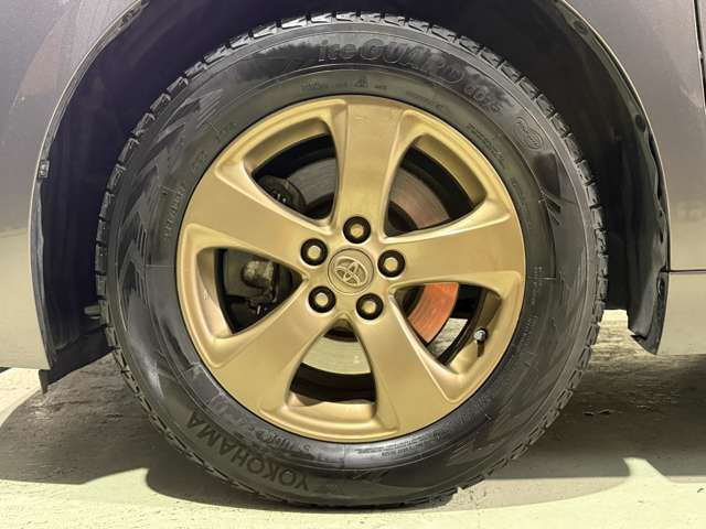 ホイールだけでも車のイメージがかなり変わりますね。