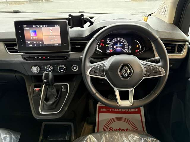 �t�����f���`�F���W���A����ɍL��������ԁA2��ނ̃p���[�g���[���A��i�̉^�]�E���Ԏx���V�X�e����V���ɔ����uLUDOSPACE(���h�X�p�X)=�V�т̋�ԁv���u�����ƗV�ׂ��ԁv�ւƑ傫���i�������B