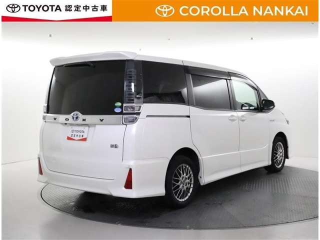 ヴォクシー1.8 ハイブリッド ZS