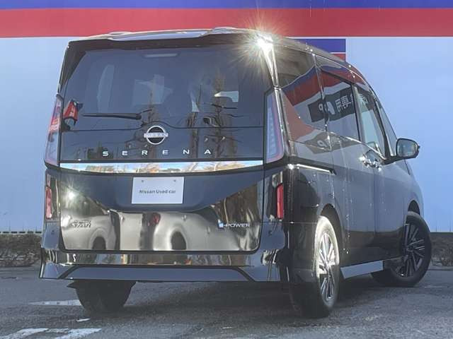 セレナ1.4 e-POWER ハイウェイスターV