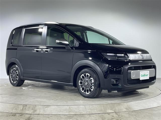 フリード1.5 e:HEV クロスター