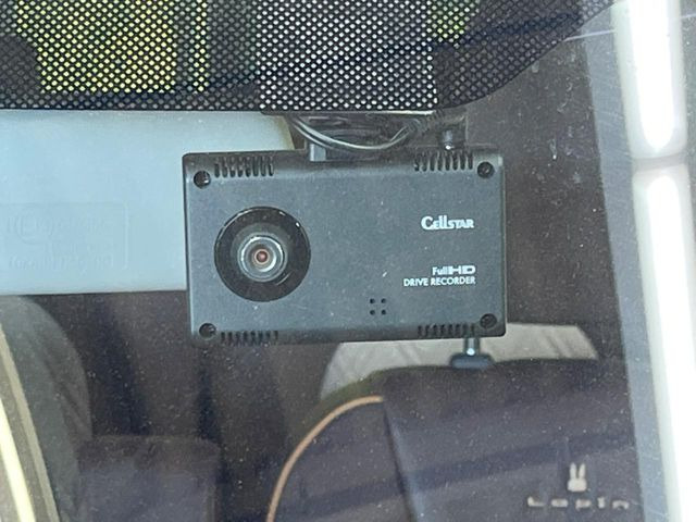 �y�h���C�u���R�[�_�[�z���S�E���S�ȃJ�[���C�t�ɕK�{�̃h���C�u���R�[�_�[�𑕔�!���s���͂������A������^�]�⎖�̂ɑ��������ۂ̏󋵂��f���ŋL�^���A����̃��X�N�ɔ����܂��B