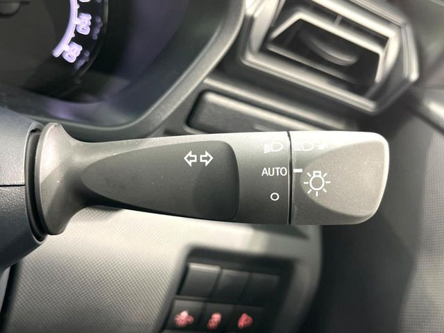 �y�I�[�g���C�g�z����̖��邳�ɉ����Ď����Ńw�b�h���C�g�̓_���E�������ł���@�\�ł�!���C�g�̕t���Y��E�����Y��Ȃǂ������Ȃ�A�J�̓���[���̑��s�����S!�g���l���ʉߎ����֗��ł��ˁ�