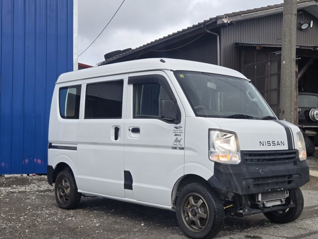 NV100クリッパーDX ハイルーフ 5AGS車 4WD
