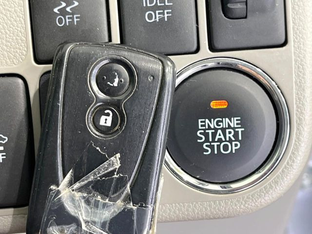 �y�L�[�t���[�V�X�e���z�J�o����|�P�b�g�ɓ��ꂽ�܂܂ł��h�A�̎{���E�������\�ȃX�}�[�g�L�[�𑕔��B�G���W���̃I���E�I�t�����J�M�����o���K�v����������Ƃ��Ă��֗��ł���