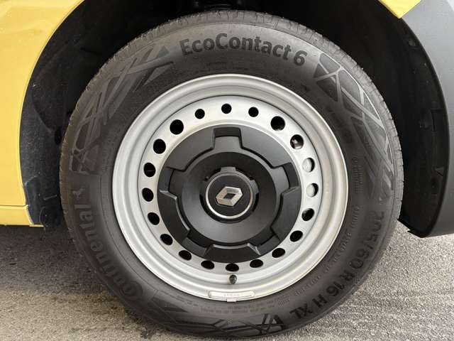 �u�N���A�e�B�t�v1.3L ����4�C��16�o���u�����K�\�����^�[�{�G���W���B�g�����X�~�b�V�����͍������ȓd�q����7��AT(7EDC)��g�ݍ��킹��B