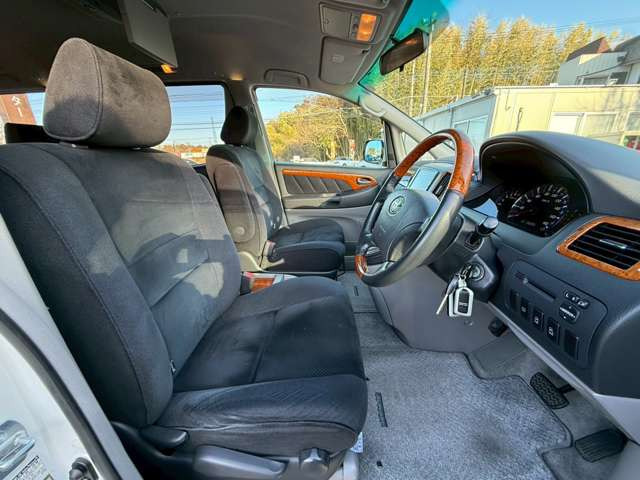 �C�ɂȂ邨�Ԃ�����܂�����E�̓d�b�ԍ����璼�ڂ��X�ɂ��₢���킹���������B�x�����@����ԗ����A��Ԃ܂łȂ�ł������������Ē����܂��B�X�^�b�t�ꓯ���A�����҂����Ă���܂��B