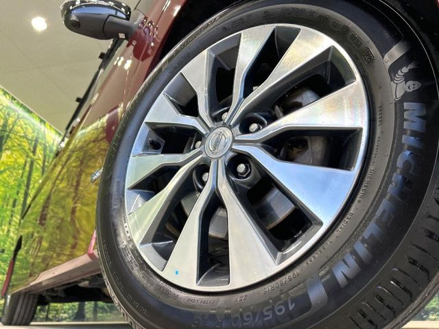 �y����16�C���`�A���~�z�C�[���z�O�ςɃ}�b�`���������A���~�z�C�[���𑕒����Ă���܂��B�e��ЊO�A���~�z�C�[����A�X�^�b�h���X�^�C�����戵�����Ă���܂��B���񂲑��k����������