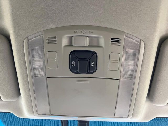 �y�����p���[�X���C�h�h�A�z�X�}�[�g�L�[��^�]�Ȃ̃X�C�b�`�Ō�ȗ����X���C�h�h�A�̊J���\���d��������͂����ăh�A���J����K�v�������A�����Ȃ��q�l�ł��ȒP�ɊJ���߂ł����K�ł���