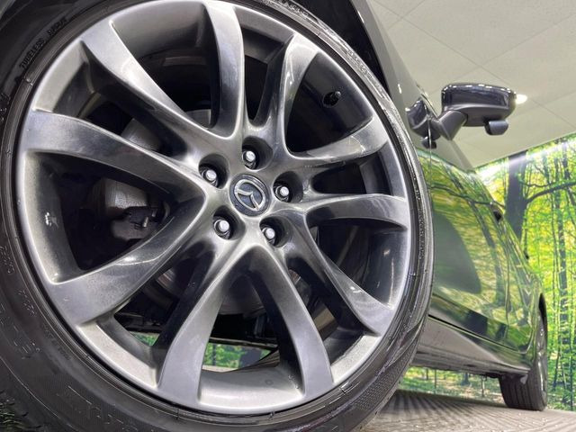 �y�����I�v�V����19�C���`�A���~�z�C�[���z�����I�v�V�����z�C�[���𑕒��B���s���\�̌���ɉ����A�O�ς����X�^�C���b�V���ɂȂ��Ă��܂��B