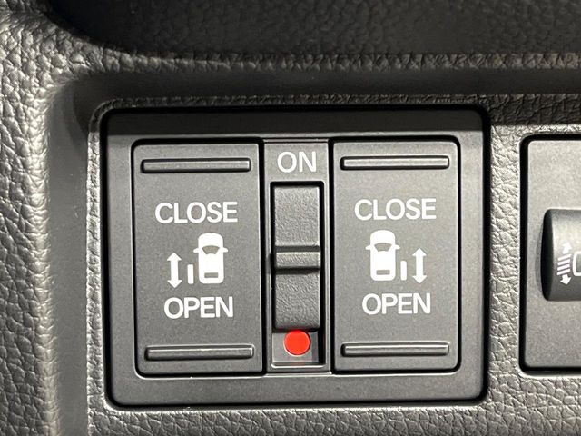 �y�����p���[�X���C�h�h�A�z�X�}�[�g�L�[��^�]�Ȃ̃X�C�b�`�Ō�ȗ����X���C�h�h�A�̊J���\���d��������͂����ăh�A���J����K�v�������A�����Ȃ��q�l�ł��ȒP�ɊJ���߂ł����K�ł���