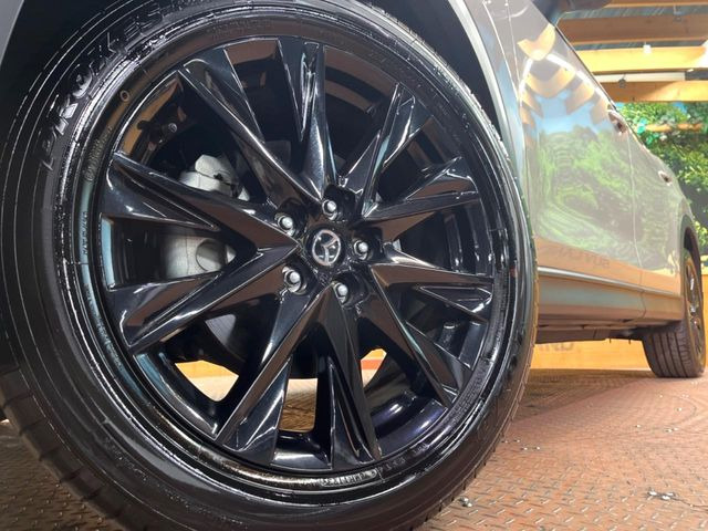 �y����19�C���`�A���~�z�C�[���z�O�ςɃ}�b�`���������A���~�z�C�[���𑕒����Ă���܂��B�e��ЊO�A���~�z�C�[����A�X�^�b�h���X�^�C�����戵�����Ă���܂��B���񂲑��k����������