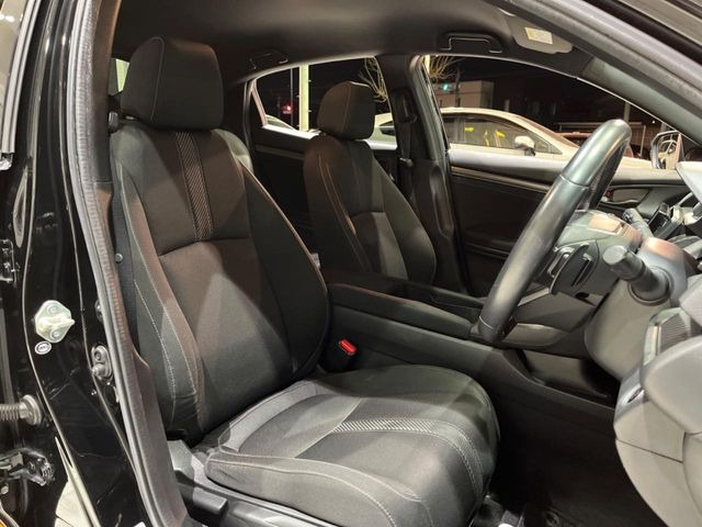 �^�]�ȃV�[�g���͎g�p�������Ȃ��A�ǍD�ȏ�ԂƂȂ��Ă��܂��B���J�Ɏg���Ă������Ƃ��悭�킩��܂��ˁB