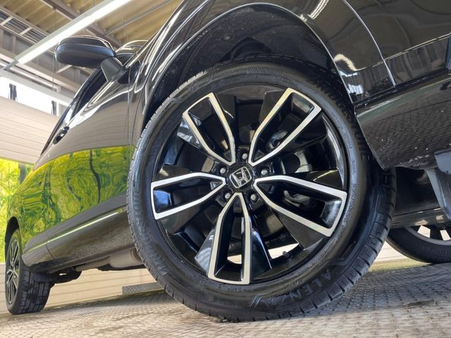 �y�����I�v�V����18�C���`�A���~�z�C�[���z�����I�v�V�����z�C�[���𑕒��B���s���\�̌���ɉ����A�O�ς����X�^�C���b�V���ɂȂ��Ă��܂��B