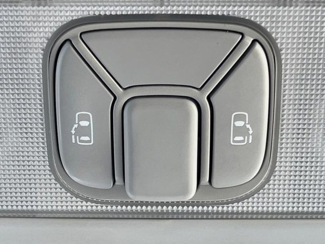 �y�����p���[�X���C�h�h�A�z�X�}�[�g�L�[��^�]�Ȃ̃X�C�b�`�Ō�ȗ����X���C�h�h�A�̊J���\���d��������͂����ăh�A���J����K�v�������A�����Ȃ��q�l�ł��ȒP�ɊJ���߂ł����K�ł���