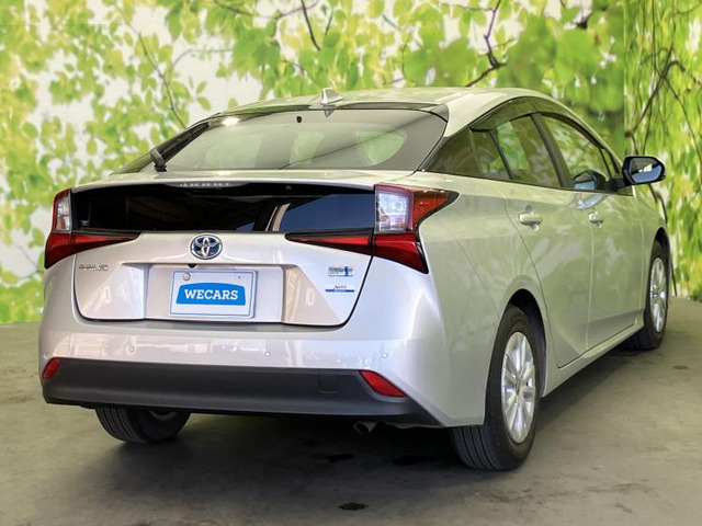 プリウス1.8 S セーフティ プラスII