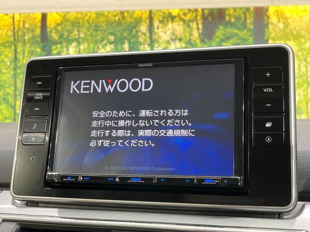 �y�i�r�Q�[�V�����z�g���₷���i�r�ŖړI�n�܂ł�������ē����Ă���܂��B�e��I�[�f�B�I�Đ��@�\���[�����Ă���A���Ԃ̉^�]������Ɋy�����Ȃ�܂�!!