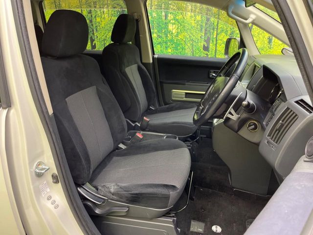 �^�]�ȃV�[�g���͎g�p�������Ȃ��A�ǍD�ȏ�ԂƂȂ��Ă��܂��B���J�Ɏg���Ă������Ƃ��悭�킩��܂��ˁB