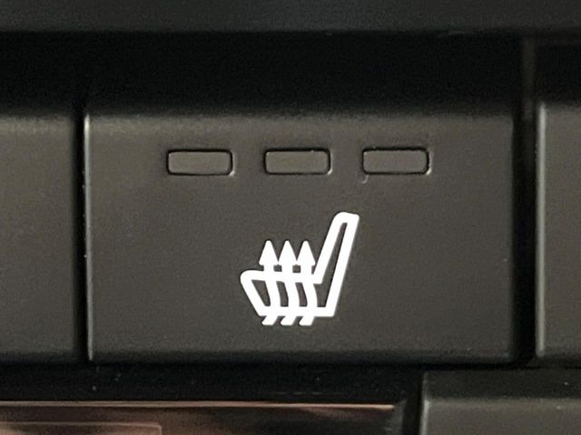 �y�V�[�g�q�[�^�[�z�������ɏd�󂷂�V�[�g�q�[�^�[!�G�A�R����葁�����܂��Ă����̂Ŋ�����̐l�����S�ł��ˁ�G�A�R���̉����͊������邩����A�Ƃ������ɂ����������߂ł��B