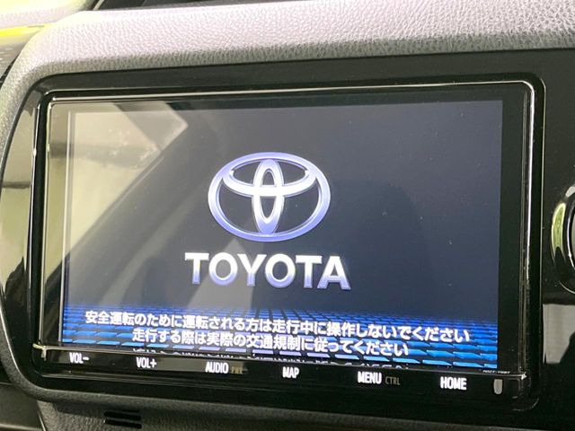 �y�����i�r�z�l�C�̏����i�r�𑕔����Ă���܂��B�i�r�̎g���₷���͂������A�I�[�f�B�I�@�\���[��!�L�����v�◷�s�͂������A�ʋ΂┃�����ȂǕ��i�̃h���C�u���y�����Ȃ�͂���