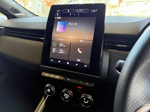 ���m�[���Ǝ��ɊJ�������A�u���ȑ���ƒ�R������̃t���n�C�u���b�hE�]TECH�́A�G���W���ƃ��[�^�[�����킹���V�X�e���o�͂�3�n�͌��シ��ƂƂ��ɁA