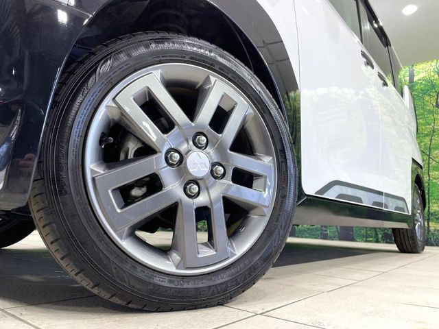 �y����15�C���`�A���~�z�C�[���z�O�ςɃ}�b�`���������A���~�z�C�[���𑕒����Ă���܂��B�e��ЊO�A���~�z�C�[����A�X�^�b�h���X�^�C�����戵�����Ă���܂��B���񂲑��k����������