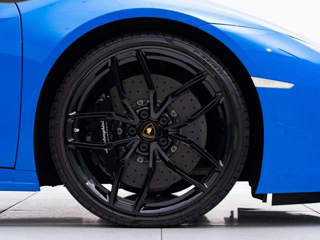 �y �A�y���^�F�蒆�Î� �z���Ђł̎ԗ��m�F�ɉ����A��O�ҋ@��2�Ђ֊Ӓ���˗����A�ԗ���Ԃ��`�F�b�N�B���i���̎��_�Ŗ�����s��������ΑΉ��A���S���Ă��͂��o���邨�Ԃ̏�ԂɎd�グ�܂��B