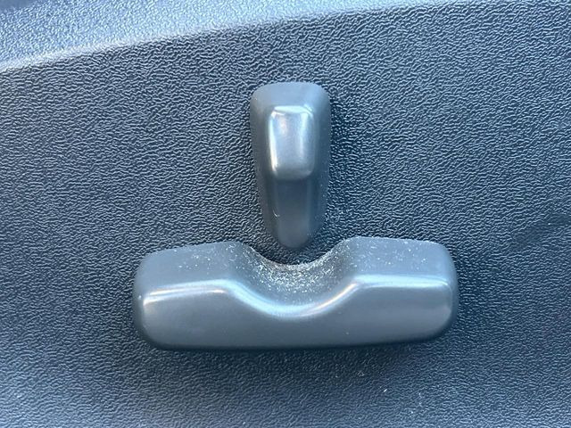 �y�p���[�V�[�g�z�X�C�b�`��ŊȒP�ɃV�[�g�̔��������\!�d��������͂�����܂���!���K�ȃV�[�g�|�W�V�����ɃZ�b�g���āA���K�ȃh���C�u�����y���݂��������B