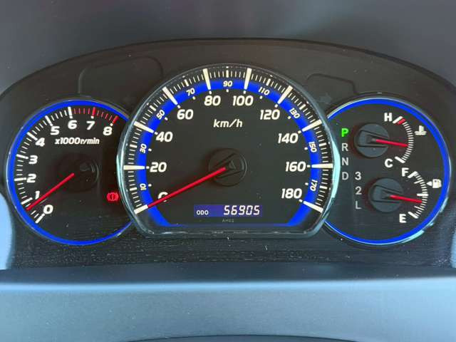 �C�ɂȂ邨�Ԃ�����܂�����E�̓d�b�ԍ����璼�ڂ��X�ɂ��₢���킹���������B�x�����@����ԗ����A��Ԃ܂łȂ�ł������������Ē����܂��B�X�^�b�t�ꓯ���A�����҂����Ă���܂��B