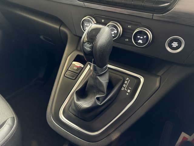 �G�N�X�e���A�́A�ЂƖڂŃJ���O�[�Ƃ킩��e���݂̂�����͂��̂܂܂ɁA��i�̃G�b�Z���X�������ꂽ�B