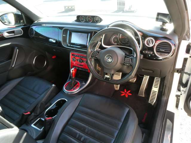 �i�����ꂽ�C���p�l����́A�X�^�C���b�V�������쐫�⎋�F���ɂ��D��A�O���̂��Ȃ��f�U�C���ɂȂ��Ă���܂�!