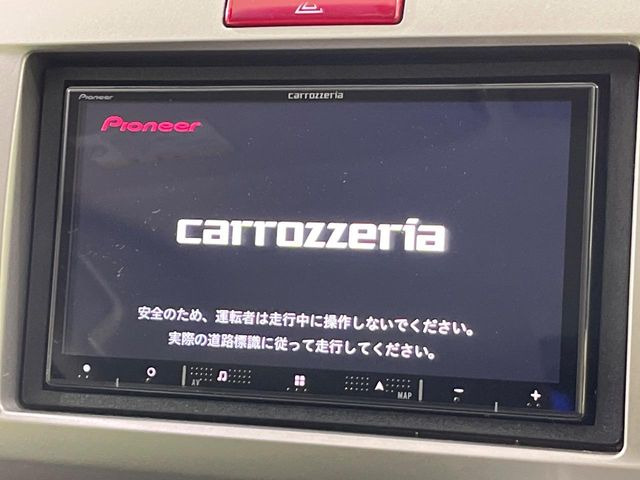 �y�i�r�Q�[�V�����z�g���₷���i�r�ŖړI�n�܂ł�������ē����Ă���܂��B�e��I�[�f�B�I�Đ��@�\���[�����Ă���A���Ԃ̉^�]������Ɋy�����Ȃ�܂�!!