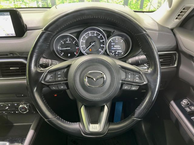 �y�����v�����X�e�A�����O�z�㎿�Ȋv���g�p���邱�ƂŁA��ɂ����������݂ƂĂ��^�]���₷���n���h���ł���