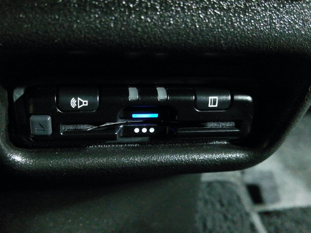 N-VAN e:e: ファン