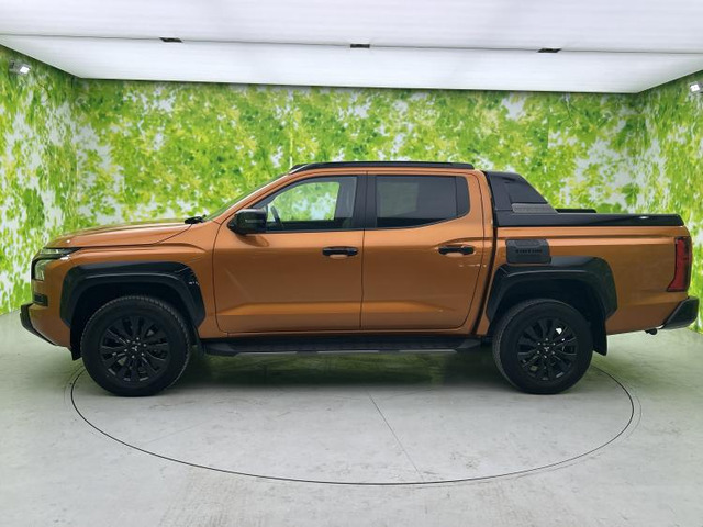 トライトン2.4 GSR ディーゼル 4WD