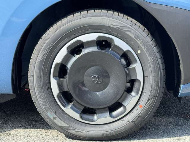 ���W����ɂ͍��i���̒��ÎԂ�V�Ԃ��������ł����W���䐔100��̑�^�W����֐��񂲗��X����������