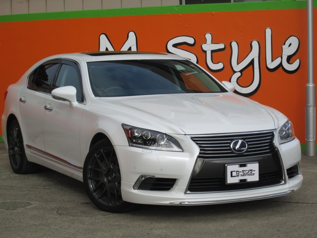 LS600h バージョンL 4WD