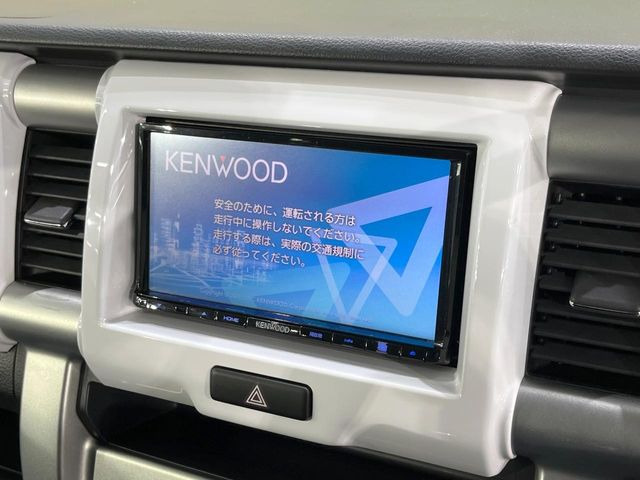 �y�i�r�Q�[�V�����z�g���₷���i�r�ŖړI�n�܂ł�������ē����Ă���܂��B�e��I�[�f�B�I�Đ��@�\���[�����Ă���A���Ԃ̉^�]������Ɋy�����Ȃ�܂�!!