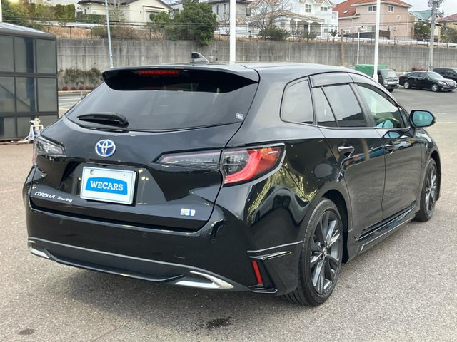 カローラツーリング1.8 ハイブリッド W×B