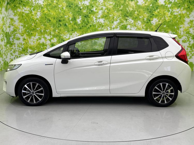 フィット1.5 ハイブリッド Lパッケージ